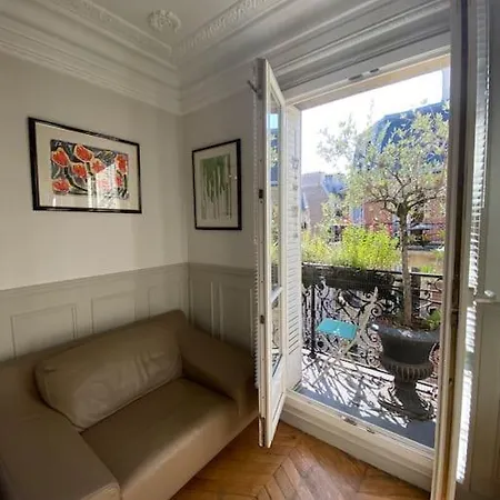 Cosy Nest In - Rive Gauche *